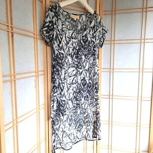 Anthropologie Otis & Maclain Hi-Lo tunic top Size L